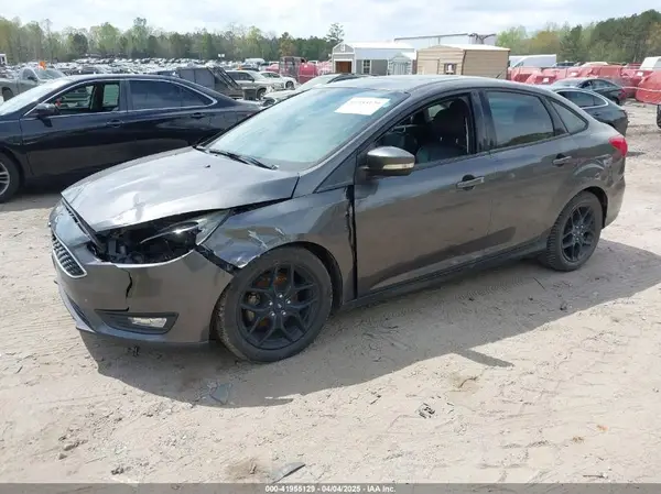 1FADP3F24GL241534 2016 FORD FOCUS - Image 2