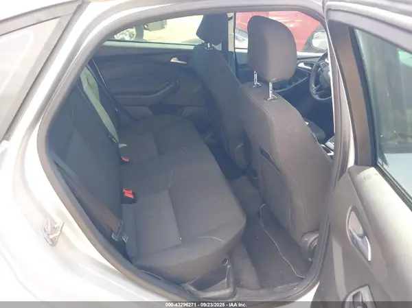 1FADP3F24GL245082 2016 FORD FOCUS - Image 8