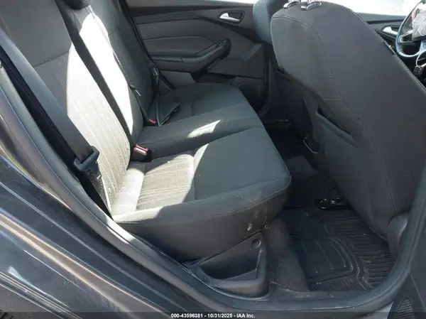 1FADP3F24GL245552 2016 FORD FOCUS - Image 8