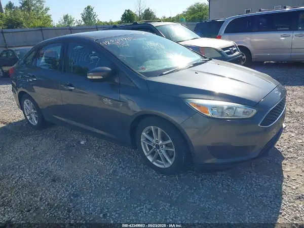 1FADP3F24GL251657 2016 FORD FOCUS - Image 1