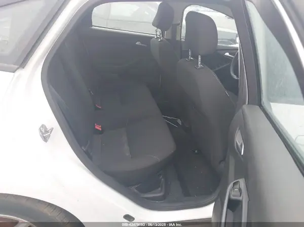 1FADP3F24GL255000 2016 FORD FOCUS - Image 8