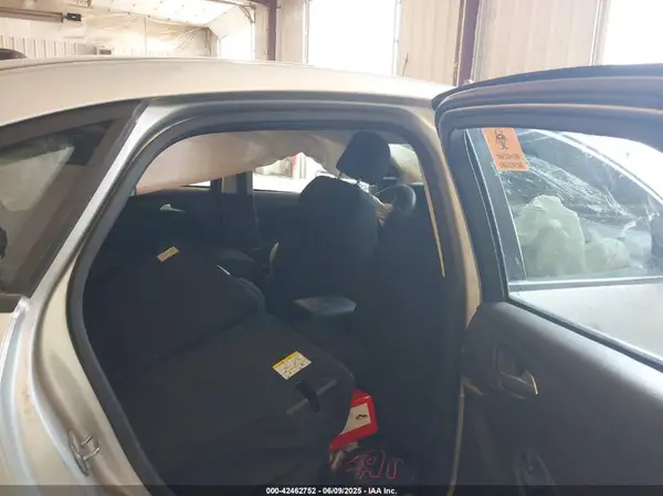 1FADP3F24GL268930 2016 FORD FOCUS - Image 8