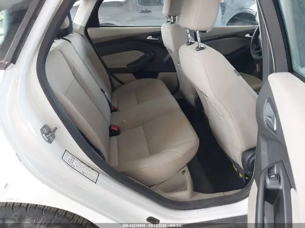 1FADP3F24GL272055 2016 FORD FOCUS - Image 8