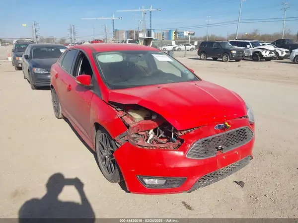 1FADP3F24GL281693 2016 FORD FOCUS - Image 1