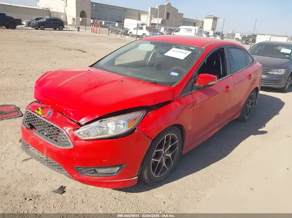 1FADP3F24GL281693 2016 FORD FOCUS - Image 2