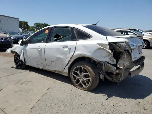 1FADP3F24GL282620 2016 FORD FOCUS - Image 2