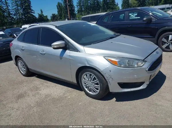 1FADP3F24GL286330 2016 FORD FOCUS - Image 1