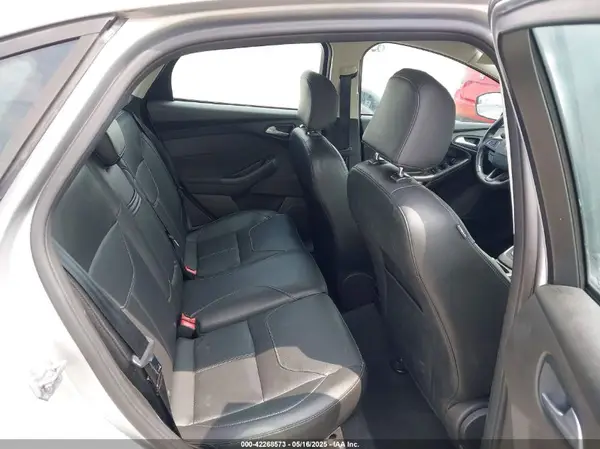 1FADP3F24GL295366 2016 FORD FOCUS - Image 8