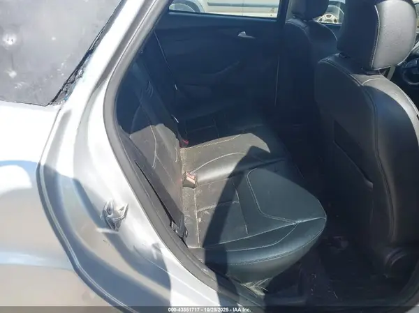 1FADP3F24GL320976 2016 FORD FOCUS - Image 8