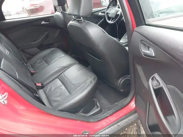 1FADP3F24GL325885 2016 FORD FOCUS - Image 8