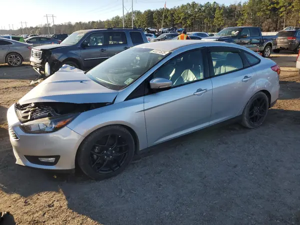 1FADP3F24GL332285 2016 FORD FOCUS - Image 1