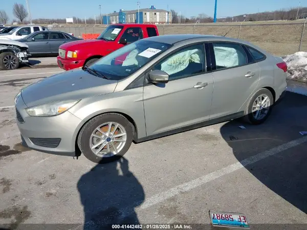 1FADP3F24GL340872 2016 FORD FOCUS - Image 2