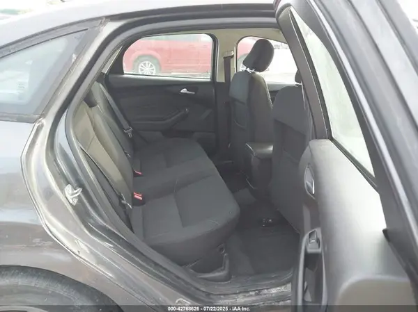 1FADP3F24GL352617 2016 FORD FOCUS - Image 8