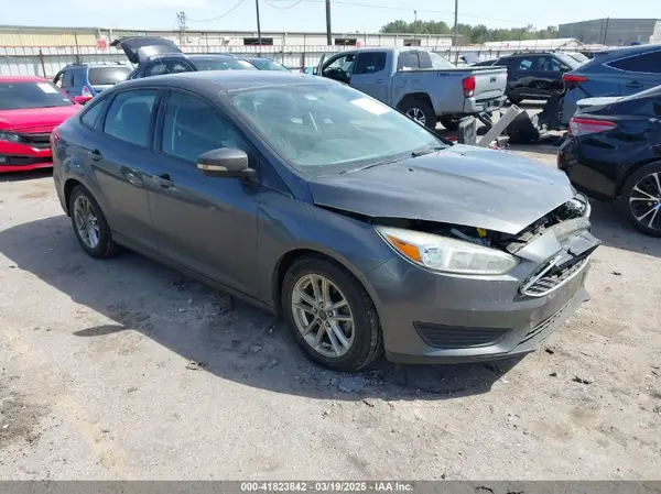 1FADP3F24GL355808 2016 FORD FOCUS - Image 1