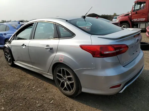 1FADP3F24GL357770 2016 FORD FOCUS - Image 2