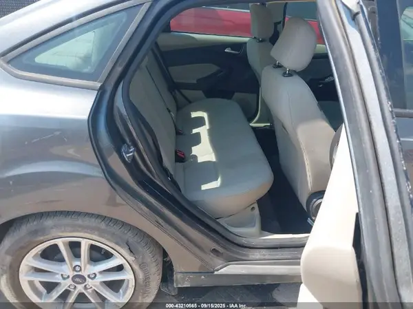1FADP3F24GL359826 2016 FORD FOCUS - Image 8