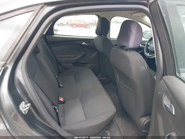 1FADP3F24GL360636 2016 FORD FOCUS - Image 8