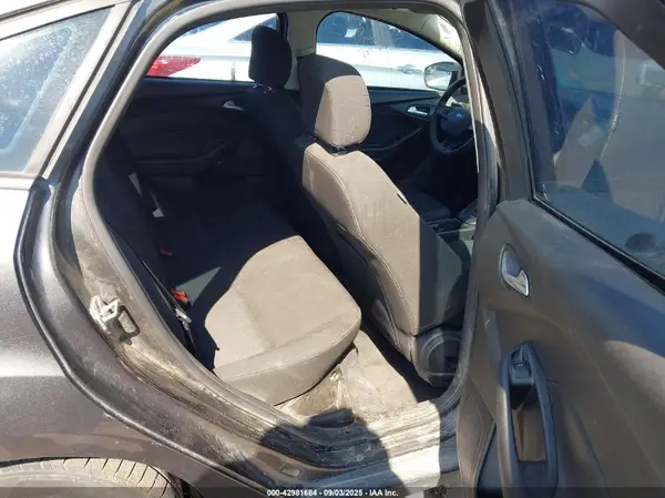 1FADP3F24GL365920 2016 FORD FOCUS - Image 8