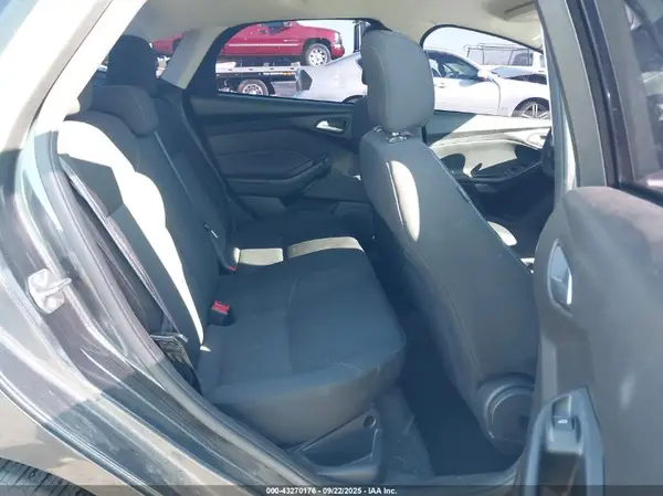 1FADP3F24GL365965 2016 FORD FOCUS - Image 8