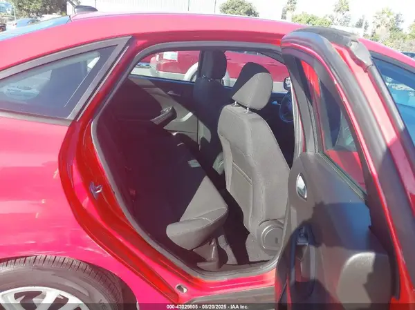 1FADP3F24GL371183 2016 FORD FOCUS - Image 8