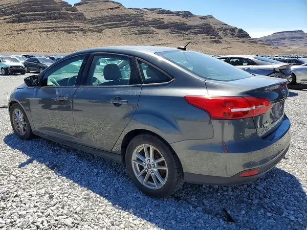 1FADP3F24GL372561 2016 FORD FOCUS - Image 2