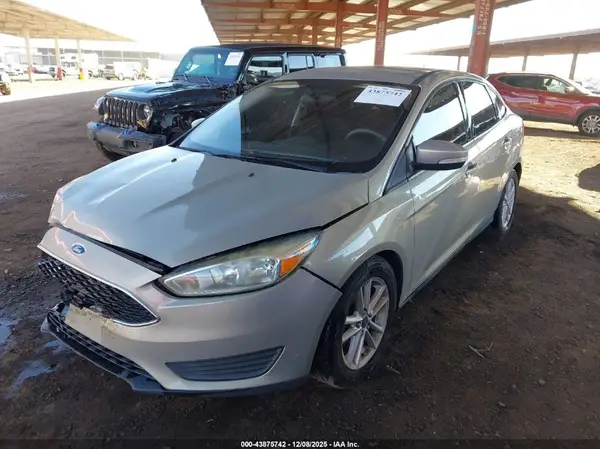 1FADP3F24GL380191 2016 FORD FOCUS - Image 2
