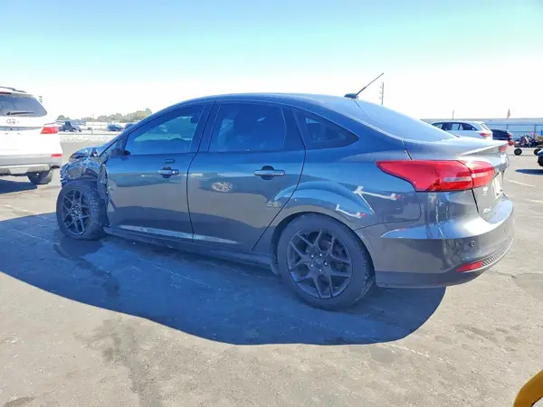 1FADP3F24GL382099 2016 FORD FOCUS - Image 2