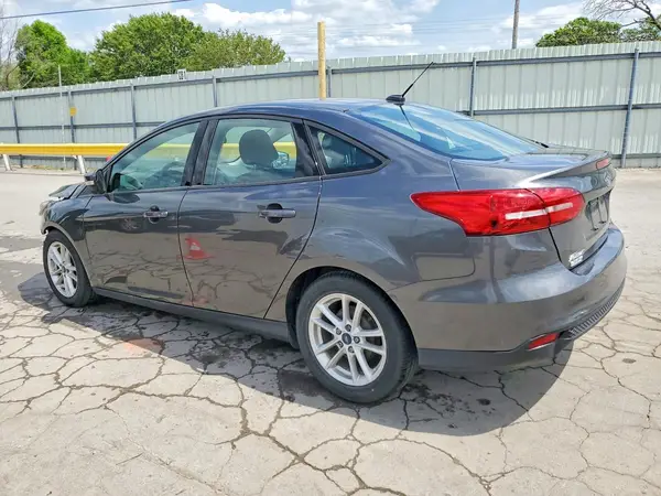 1FADP3F24GL394169 2016 FORD FOCUS - Image 2