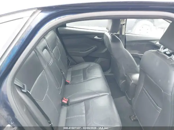 1FADP3F24GL394656 2016 FORD FOCUS - Image 8