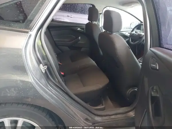 1FADP3F24GL396505 2016 FORD FOCUS - Image 8