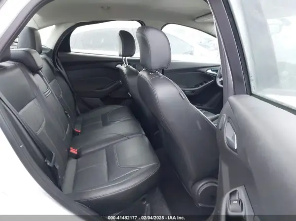 1FADP3F24GL397864 2016 FORD FOCUS - Image 8