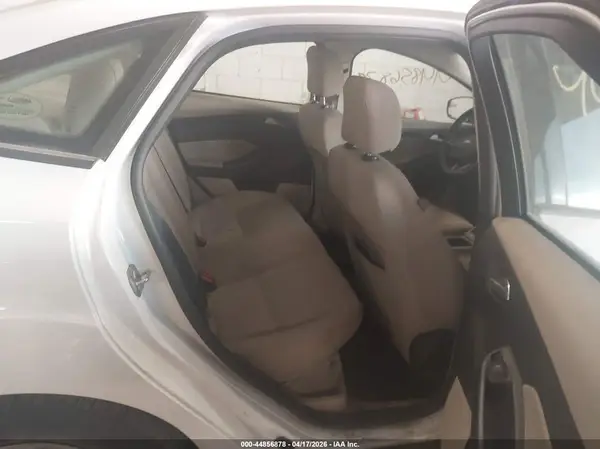 1FADP3F24GL398996 2016 FORD FOCUS - Image 8