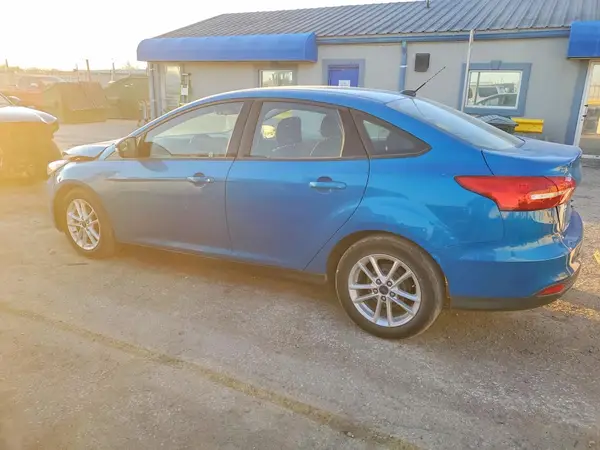 1FADP3F24HL203111 2017 FORD FOCUS - Image 2