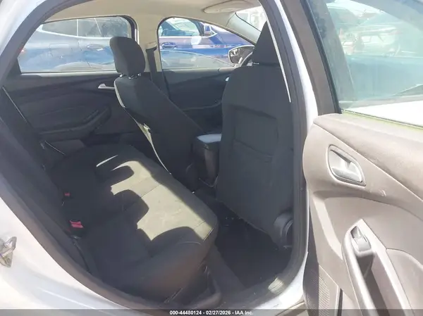 1FADP3F24HL216408 2017 FORD FOCUS - Image 8