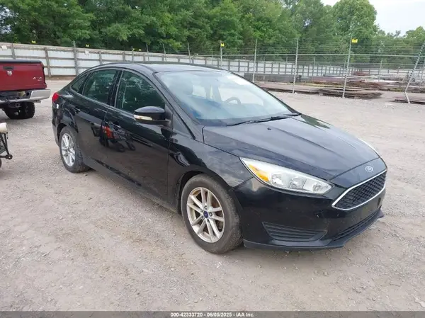 1FADP3F24HL217039 2017 FORD FOCUS - Image 1
