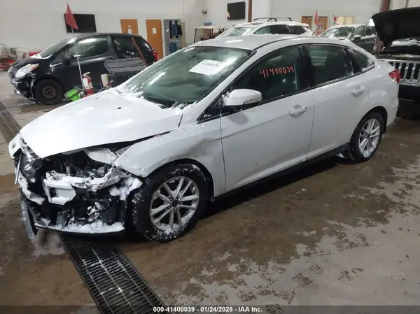 1FADP3F24HL219177 2017 FORD FOCUS - Image 2