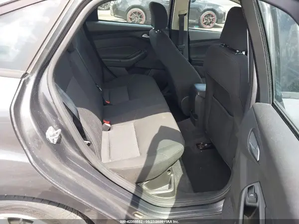 1FADP3F24HL244600 2017 FORD FOCUS - Image 8