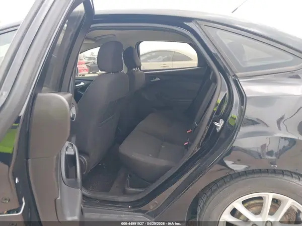 1FADP3F24HL262126 2017 FORD FOCUS - Image 8