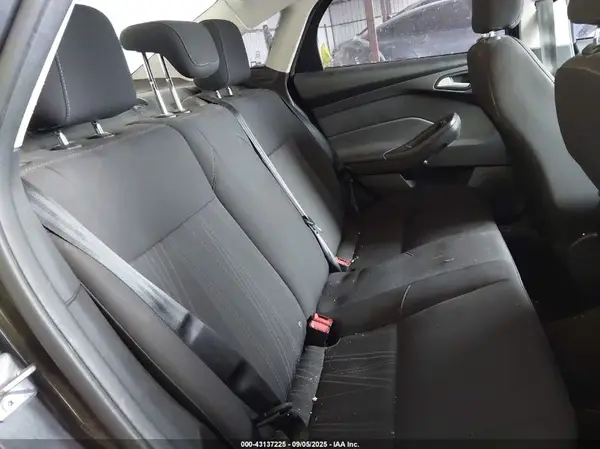 1FADP3F24HL299533 2017 FORD FOCUS - Image 8