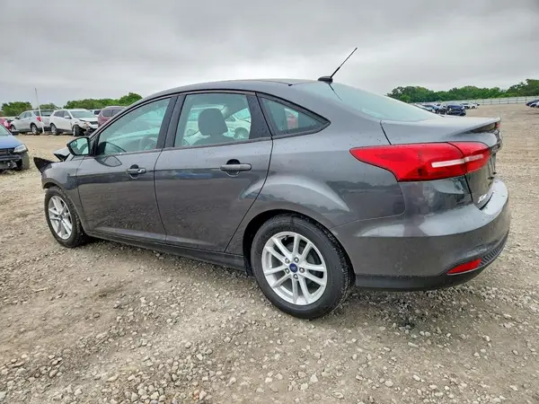 1FADP3F24HL300681 2017 FORD FOCUS - Image 2