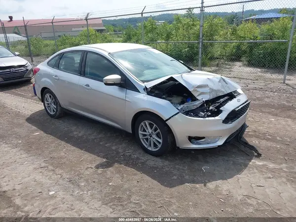 1FADP3F24HL302740 2017 FORD FOCUS - Image 1