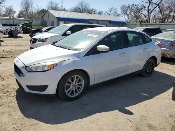 1FADP3F24HL304570 2017 FORD FOCUS - Image 1
