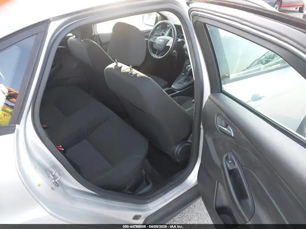 1FADP3F24HL320297 2017 FORD FOCUS - Image 8