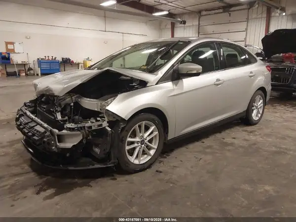1FADP3F24HL325063 2017 FORD FOCUS - Image 2