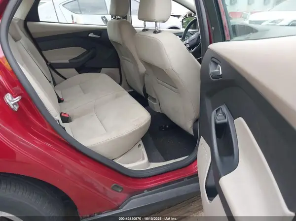 1FADP3F24HL330697 2017 FORD FOCUS - Image 8