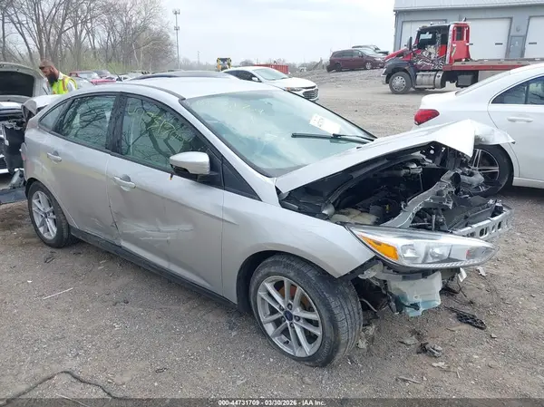 1FADP3F24HL332076 2017 FORD FOCUS - Image 1