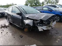 1FADP3F24HL332403 2017 FORD FOCUS