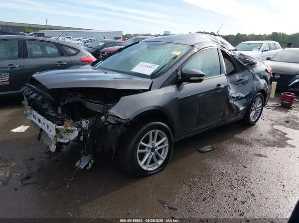1FADP3F24HL332403 2017 FORD FOCUS - Image 2