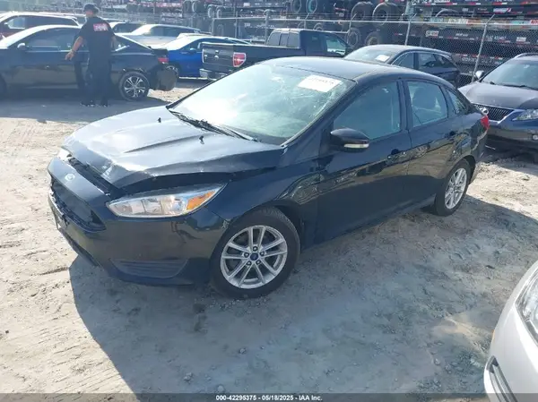 1FADP3F24HL332725 2017 FORD FOCUS - Image 2