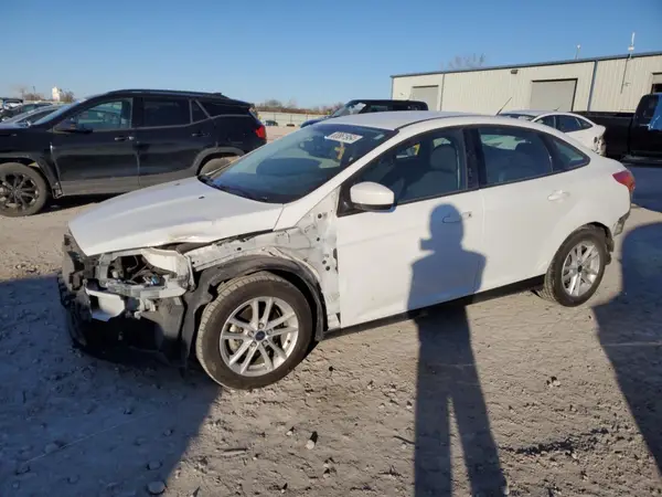 1FADP3F24JL203521 2018 FORD FOCUS - Image 1